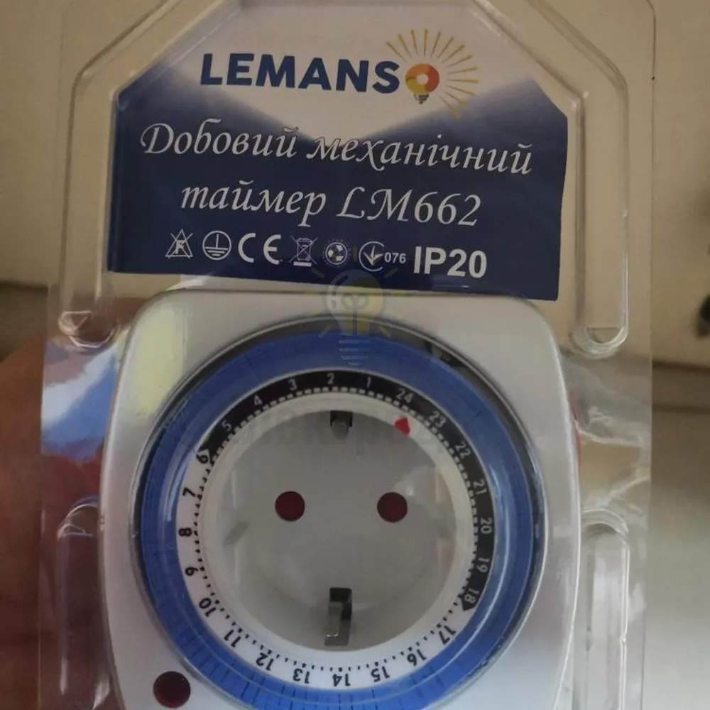 Таймер Lemanso механический квадратный LM662 