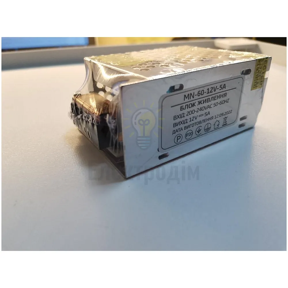 Блок  живлення 12В MN Блок живлення MN 5А - 60W 1013424 