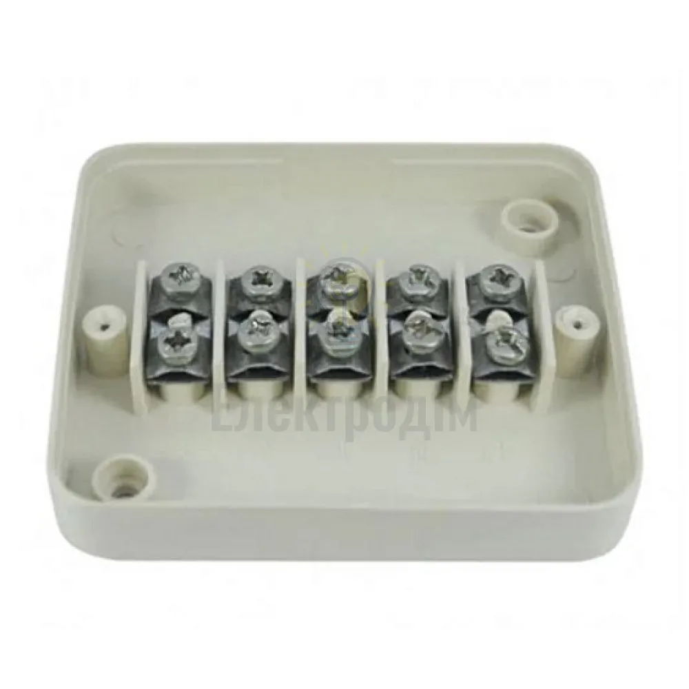 Коробка монтажна  клема. 90х80х30 Р-4 